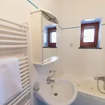 Olga's Relais With Pool فيلة ماسّا لوبْرينسِ