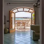 Olga's Relais With Pool