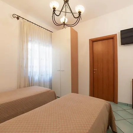 Olga's Relais With Pool Massa Lubrense